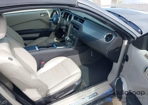 2010 Ford Mustang V6/V6 Premium from USA, damaged, VIN 1ZVBP8ENXA5174358